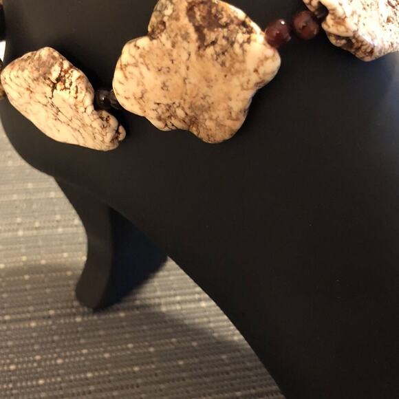 White Turquoise & Brown Jade Ankle Bracelet - Picture 3 of 8